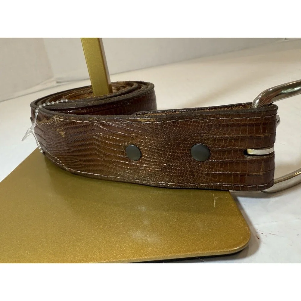 Belt 3-D DDD Belt 42 Brown Embossed Leather Tooled Western Cowhide Silver Buckle